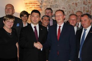 Эдуард Шармазанов