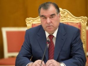 Эмомали Рахмон: Нагорно-карабахский конфликт может быть урегулирован лишь путем переговоров