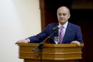 Экс-глава Минобороны Армении: Данные о Самвеле Бабаяне в некотором, плане не достоверны