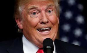 Сразу 200 конгрессменов подают в суд на Трампа