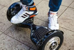 Хакеры научились угонять гироскутеры Segway‍