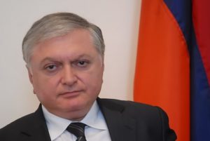 Глава МИД Армении посетит Минск