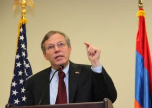 Представитель Госдепа: США хотят работать с Арменией на равных