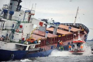 Греция обстреляла турецкое судно