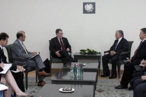 Глава МИД Армении принял высокопоставленную делегацию по вопросам внешней торговли США