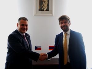 Министры юстиции Армении и Чехии обсудили вопросы сотрудничества