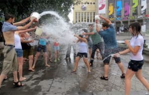 В Армении сегодня празднуют Вардавар