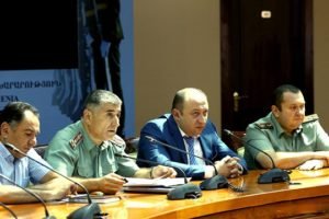 В Минобороны обсуждены перспективы основания в приграничных общинах производственных цехов и дочерних предприятий компаний