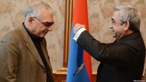 Президент Армении поздравил Карена Шахназарова с 65-летием