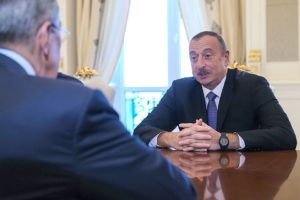 Госсекретарь США встречается с азербайджанским диктатором