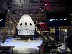 Грузовой корабль Dragon доставил мощный компьютер и мороженое на Международную космическую станцию