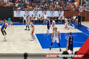 Армянские баскетболисты обыграли сборную Словакии и возглавили турнирную таблицу