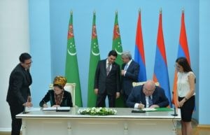 В рамках визита президента Туркменистана в Армению подписано около десятка документов