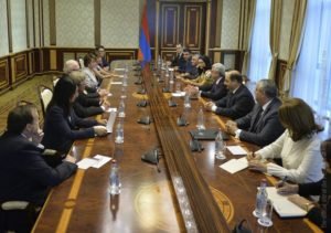 Президент Армении Серж Саргсян принял американских конгрессменов