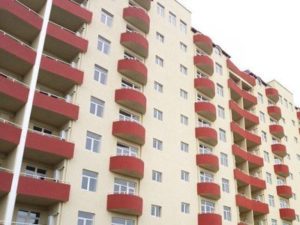 В Баку гражданина Ирана выбросили с высотки