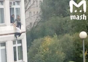 Серия взрывов и стрельба в подмосковной школе, есть пострадавшие