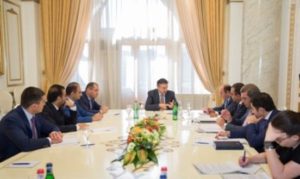 В Ереване обсуждались возможности поддержки легкой промышленности