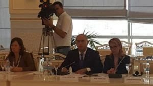 Ашотян в Баку призвал искоренить армяноненавистничество и ксенофобию