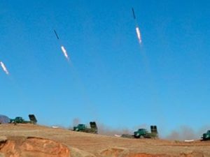 Северная Корея продемонстрировала фото- и видеоколлажи уничтожения американских самолетов