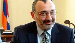 Глава МИД Арцаха: Азербайджан нелегально доставляет оружие террористам ИГИЛ