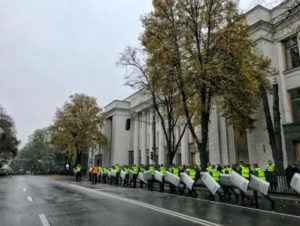Сторонники Саакашвили протестуют у стен Верховной Рады