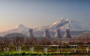 Министр юстиции: ААЭС не закроется, а будет заменена атомной станцией малой мощности