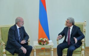 Президент Армении принял верительные грамоты посла Колумбии