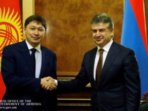 Премьеры Армении и Кыргызстана хотят поднять экономические отношения до уровня политических