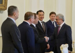 Президент Армении принял членов Евразийского межправительственного совета
