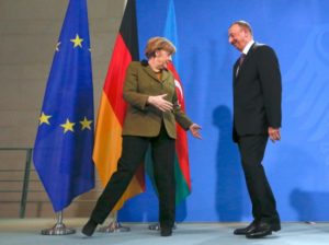 Партия Меркель получила в 2012 году крупное пожертвование из Азербайджан