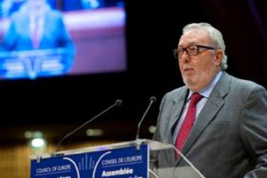 Бесславный конец проазербайджанского ублюдка