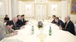 С американскими специалистами обсуждалось видение развития Гюмри