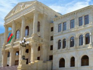 Азербайджанские СМИ спутали лидера коммунистов с председателем общества глухих