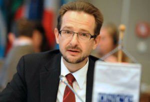 Ответственность за урегулирование лежит на сторонах Карабахского конфликта: генсек ОБСЕ