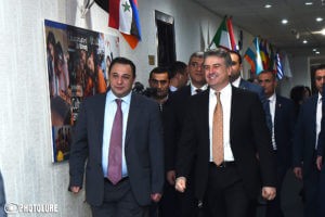 Карен Карапетян пожертвовал Фонду «Армения» свою зарплату за один год