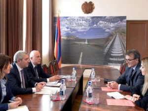Глава Минтранса обсудил с послом Швейцарии программу по внедрению единой транспортной системы в Армении