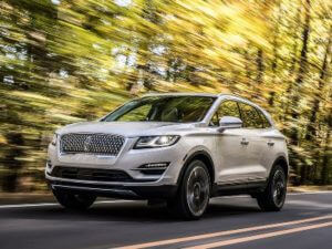 Lincoln освежил внешность кроссоверу MKC