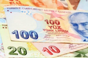 Обвал турецкой лиры продолжается