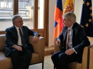 Глава МИД Испании в Брюсселе представил министру иностранных дел Армении ситуацию вокруг Каталонии