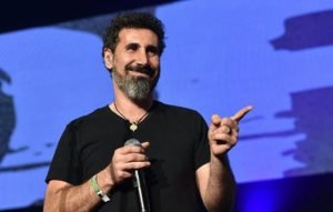 Серж Танкян призвал жителей Армении держаться подальше от продукции Monsanto