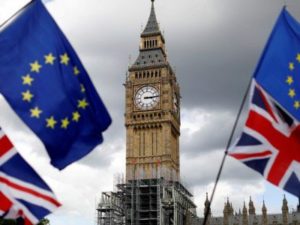 Исследование: каждая британская семья теряет около $530 в год из-за Brexit