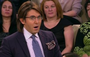 Обыски у жены Джигарханяна и ее представительницы, изъято похищенные документы и договора