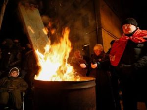 Сторонники Саакашвили собрались под следственным изолятором СБУ