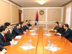 Президент Арцаха принял омбудсмена Армении