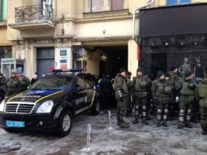 Печерский суд избирает Саакашвили меру пресечения