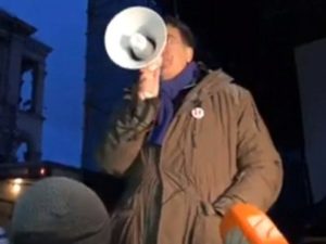 Сторонники Саакашвили вернулись на митинг к Раде после попытки штурма здания в Киеве