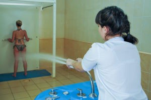 Страшные сказки на ночь: Массажный душ лишил россиянку девственности перед свадьбой