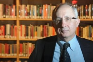Геноцид армян является историческим фактом, уничтожающим структуру сути турецкого общества: Танер Акчам