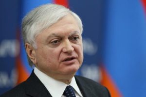 Эдвард Налбандян встретился с представителями армянской общины Франции