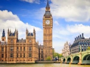 После приостановки реставрации Биг-Бена его колокола вновь зазвонили в честь праздников